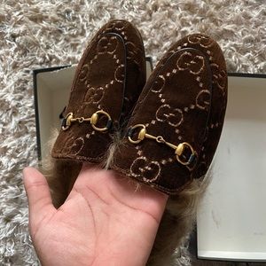 gucci fur princetown mules